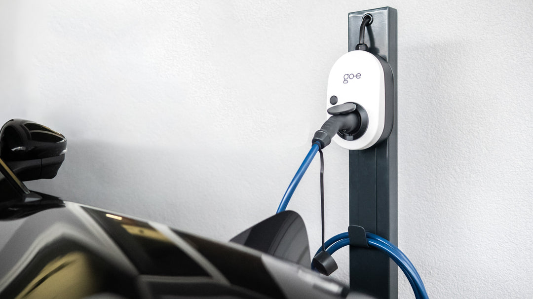Chargeur Go-e Gemini 2.0 – 22 KW, 32A Triphasé, Blanc/noir, Sans Câble, Connectivité 4G/LTE